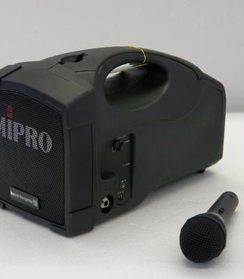 Amplifier system including radio microphone